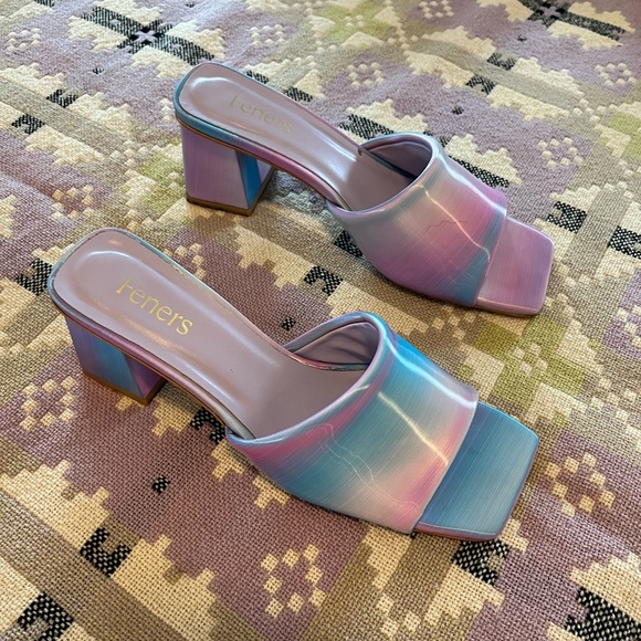 Feners Block Heels - Picture 2 of 2